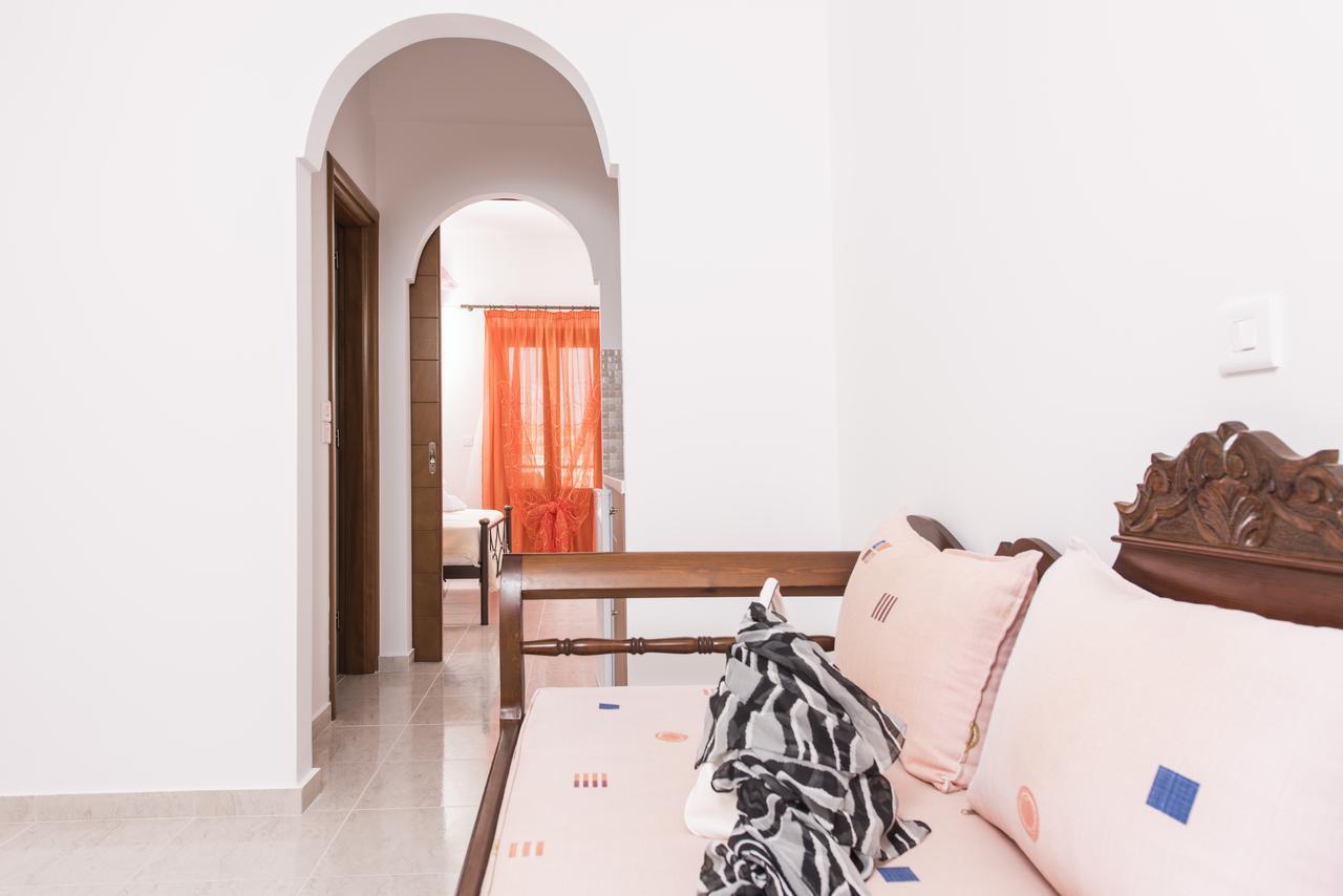 Villa Voula Perissa  Buitenkant foto