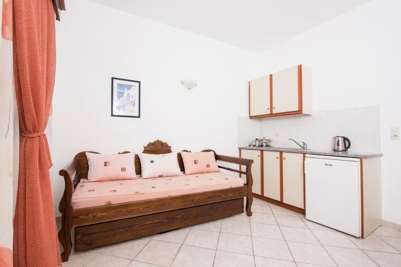 Villa Voula Perissa  Buitenkant foto